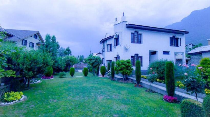 هتل Ronakgroupofcottages