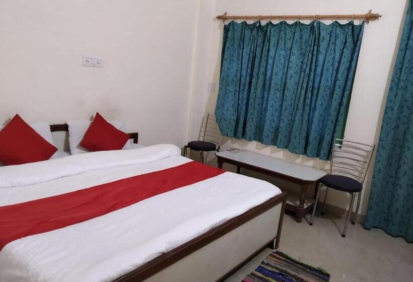 Hotel Vamoose Govind