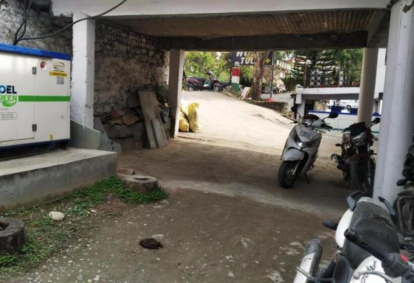 Hotel Vamoose Govind