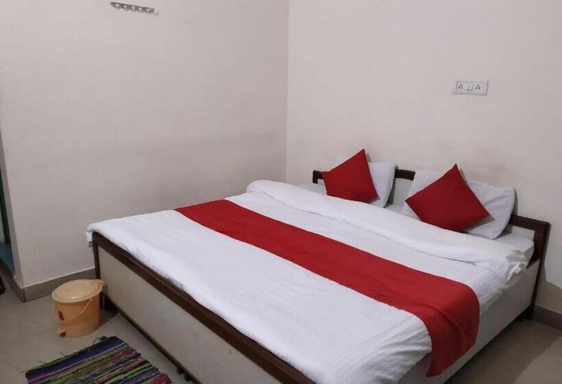 Hotel Vamoose Govind