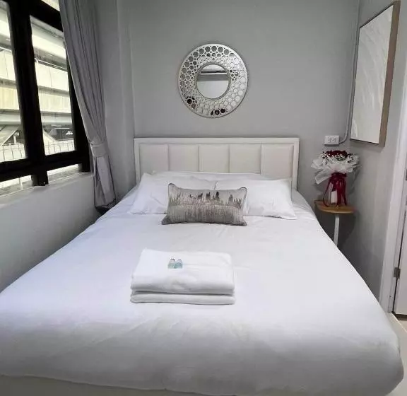 Luna Hotel สถานีดอนเมือง