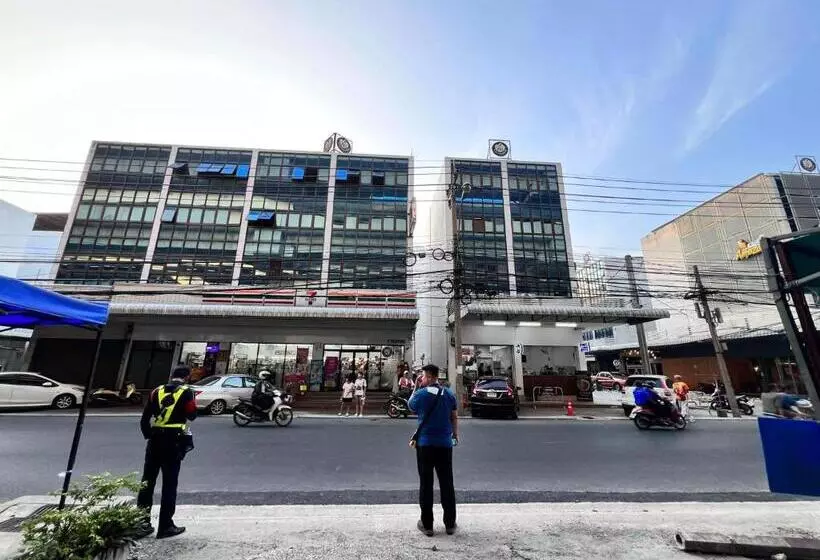 Luna Hotel สถานีดอนเมือง