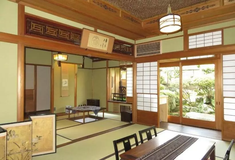 Majatalo 蔵の宿　櫻林亭