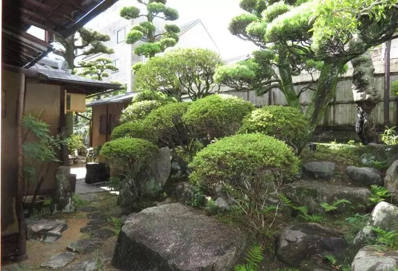 Majatalo 蔵の宿　櫻林亭