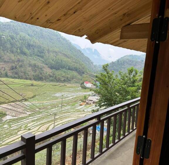 پانسیون Chacha S House