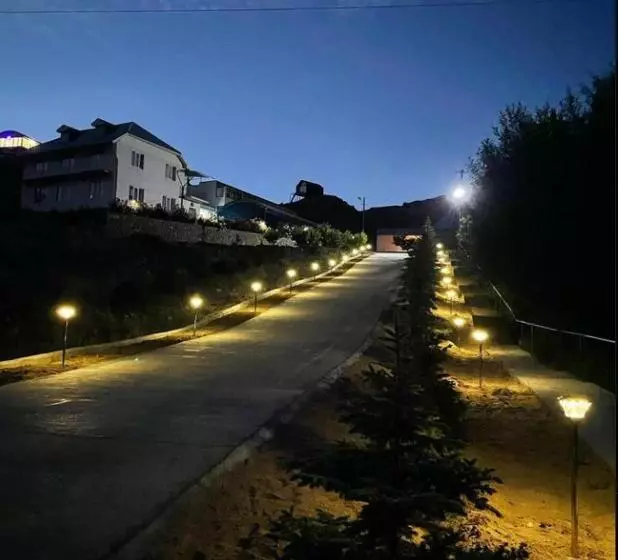 پانسیون Eagle House