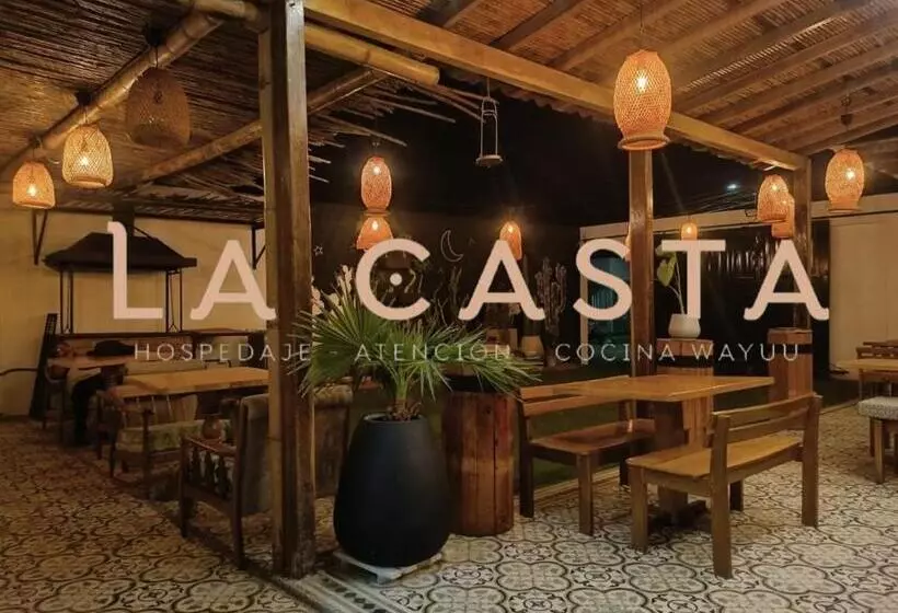 پانسیون Hostal La Casta