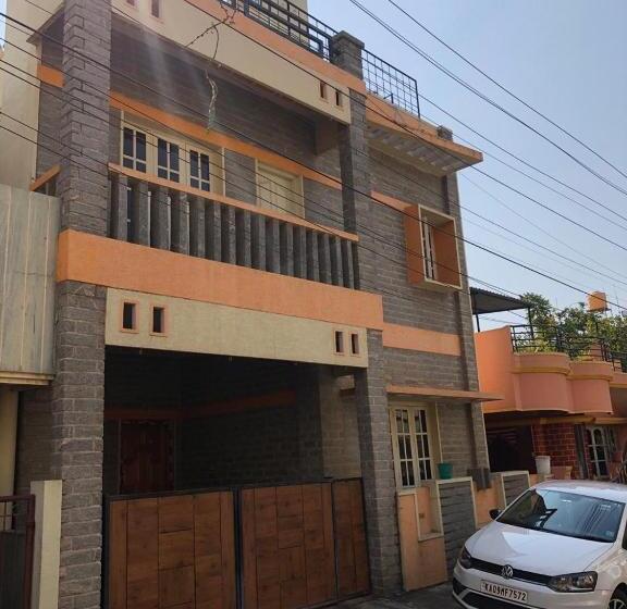 Pensão Mahagiri Nest