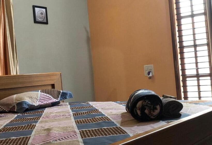 Pensão Mahagiri Nest