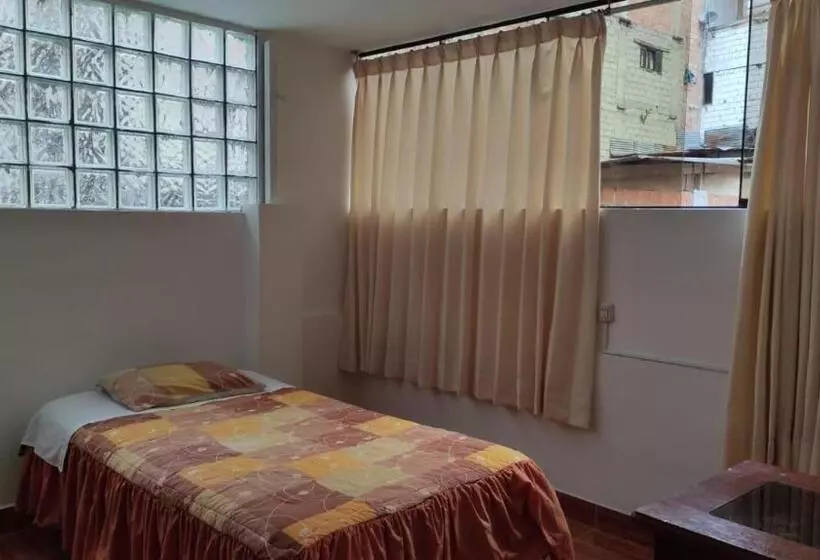 ペンション Tierra Mágica Hostal