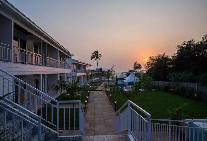 リゾートホテル The Kimaya   By The Sea