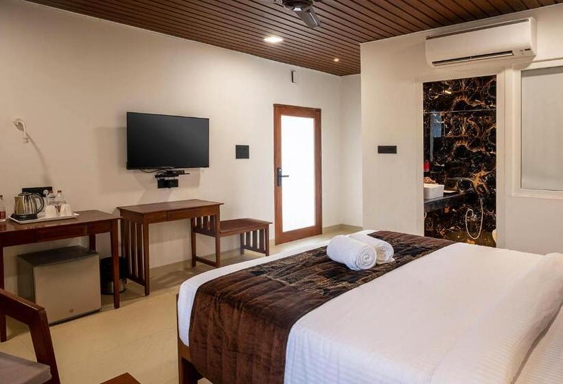 Resort The Kimaya By The Sea