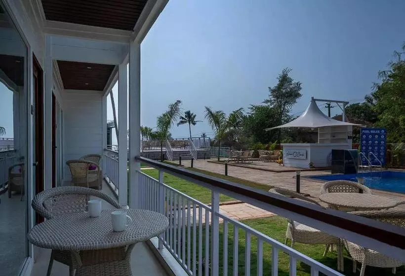 リゾートホテル The Kimaya   By The Sea