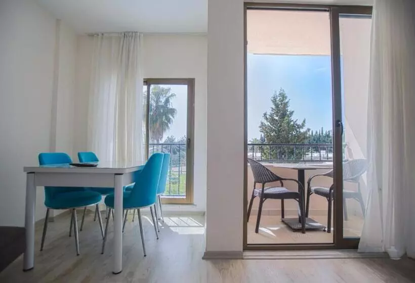 Seaside Apart Otel 400 Meter To Sea!