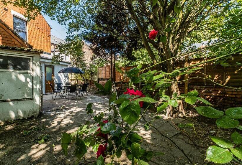 Stay Sleep Rest Derby Road