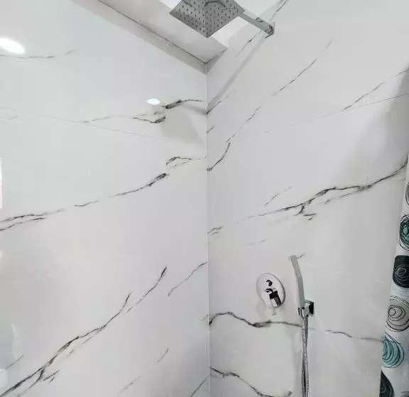 تختخواب و صبحانه Godard Apartments