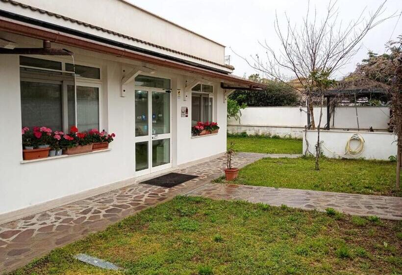 تختخواب و صبحانه Il Focolare