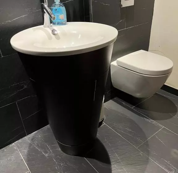 ベッドアンドブレックファースト Pluto House