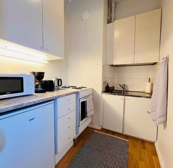 Aamiaismajoitus (B&B) Your Chic Vibrant Airbnb