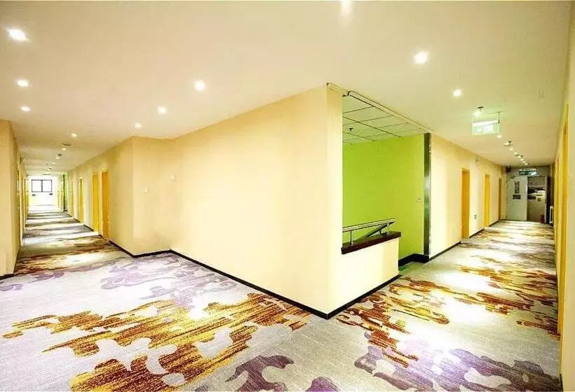 هتل Beijing Dongdan