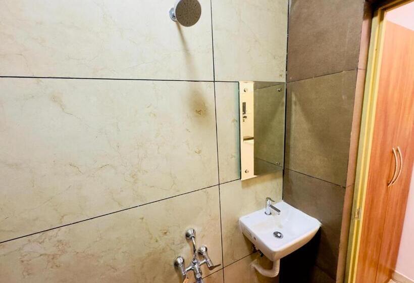 هتل Greens Inn Near Madras High Court And Harbour Chennai Port