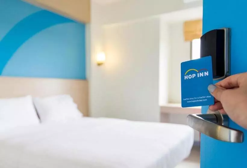 Hotelli Hop Inn Kanchanaburi Building B
