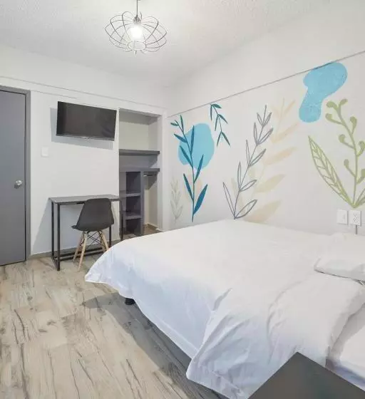 هتل Suites Veinti2