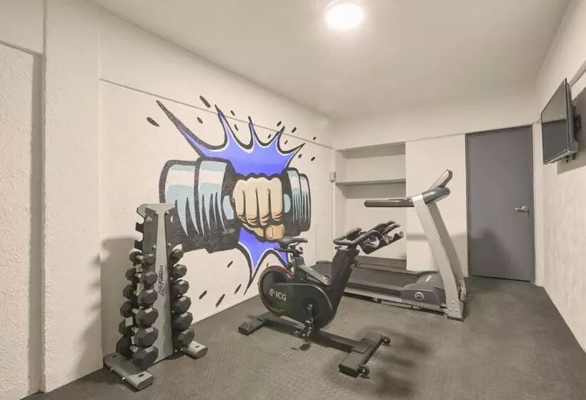 هتل Suites Veinti2