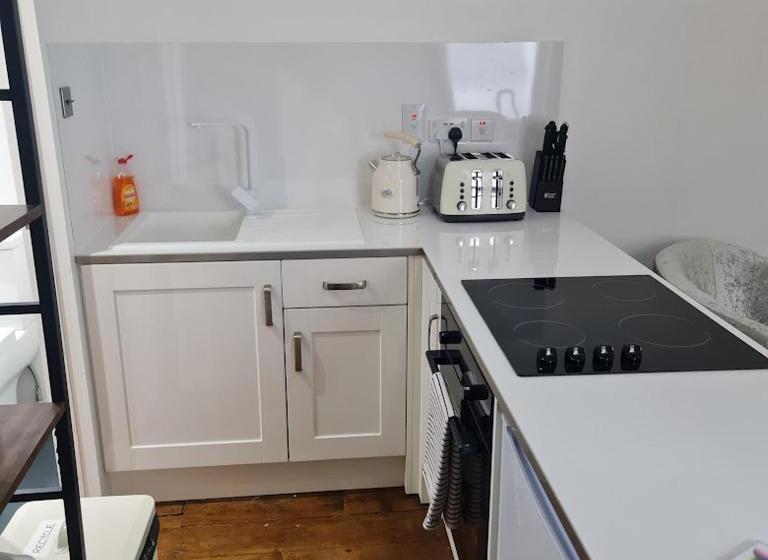 펜션 Ness City Cottage Attic Apartment