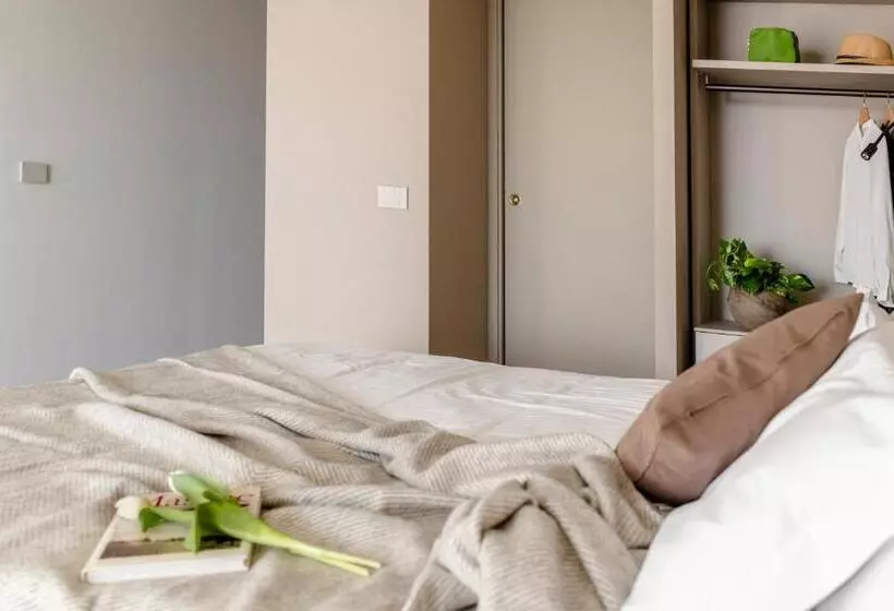ベッドアンドブレックファースト Il Cortile Suites