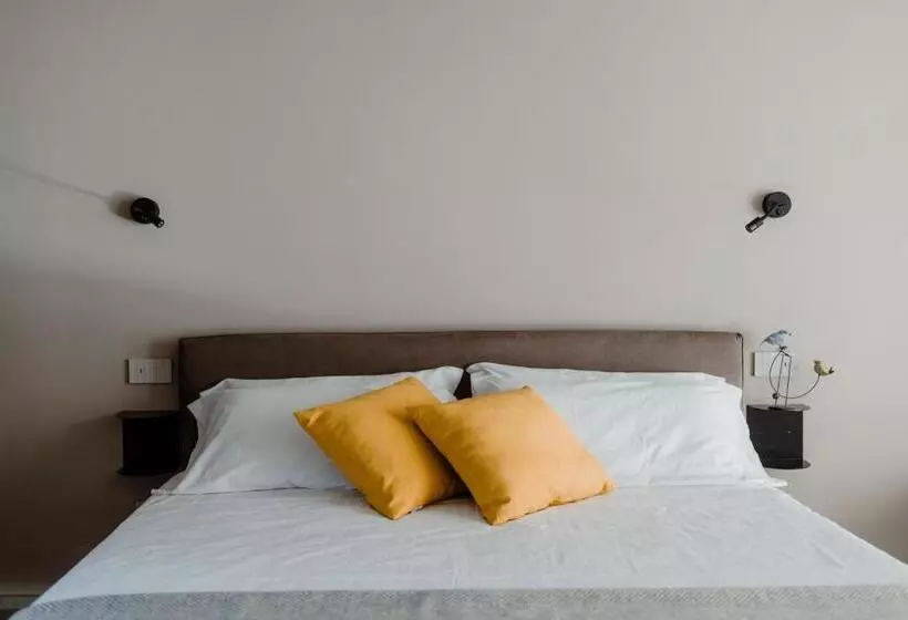 ベッドアンドブレックファースト Il Cortile Suites