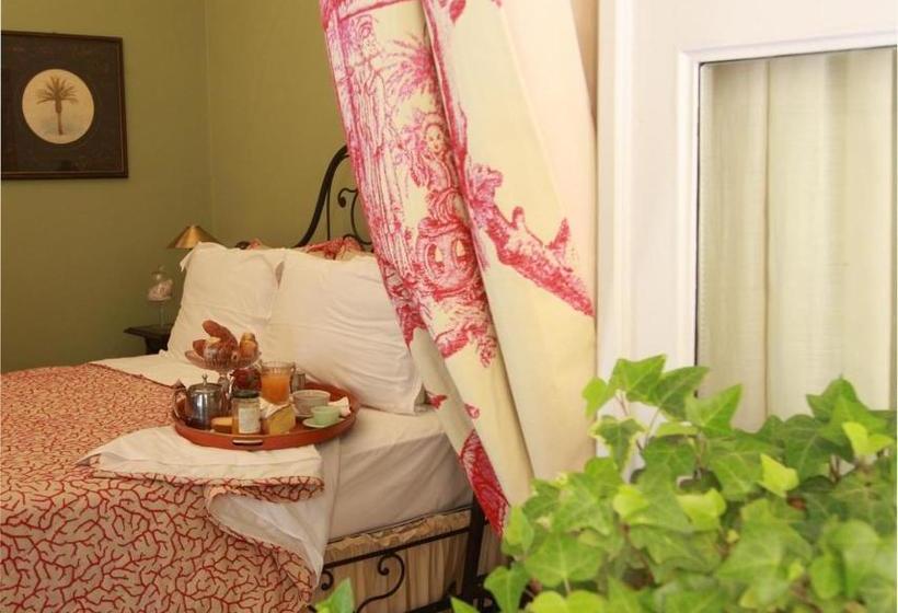 تختخواب و صبحانه Casa Dellatorre