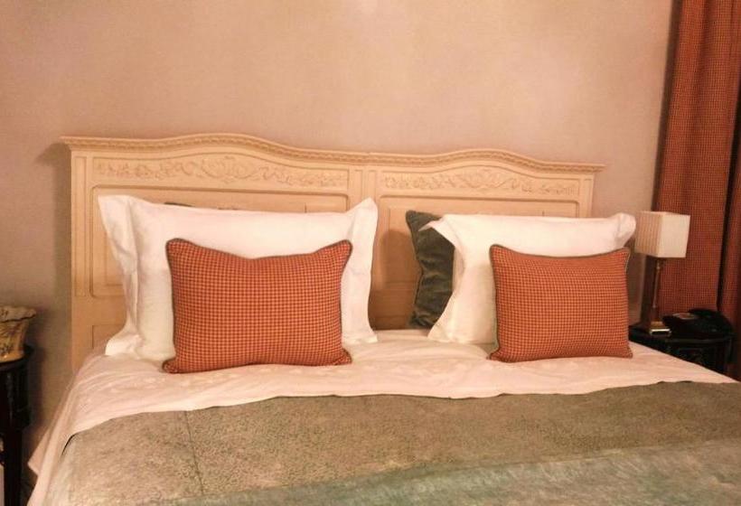 تختخواب و صبحانه Casa Dellatorre