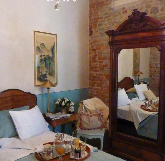 تختخواب و صبحانه Casa Dellatorre