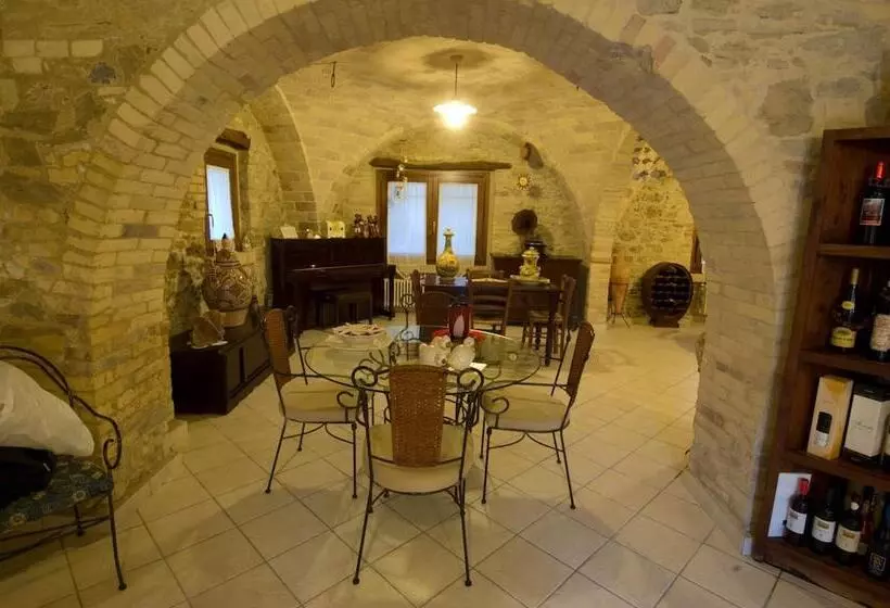تختخواب و صبحانه La Casa Del Palombaro