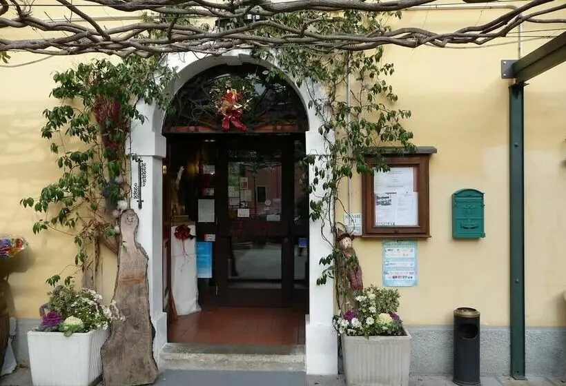 ベッドアンドブレックファースト Locanda San Gallo