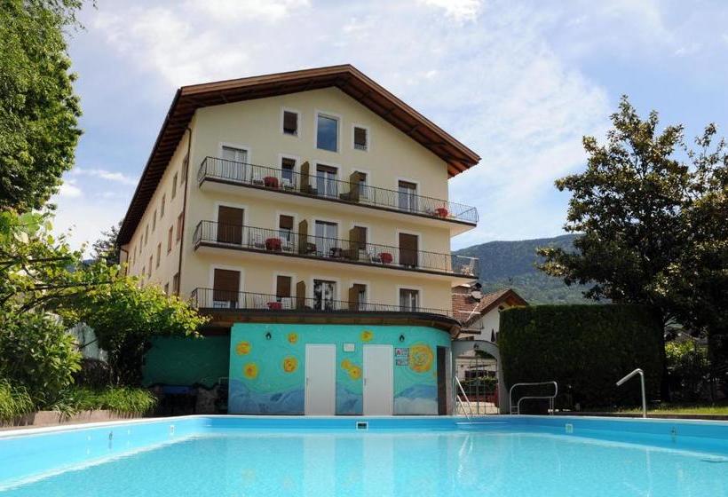 هتل Albergo Alla Torre Siegler Im Thurm