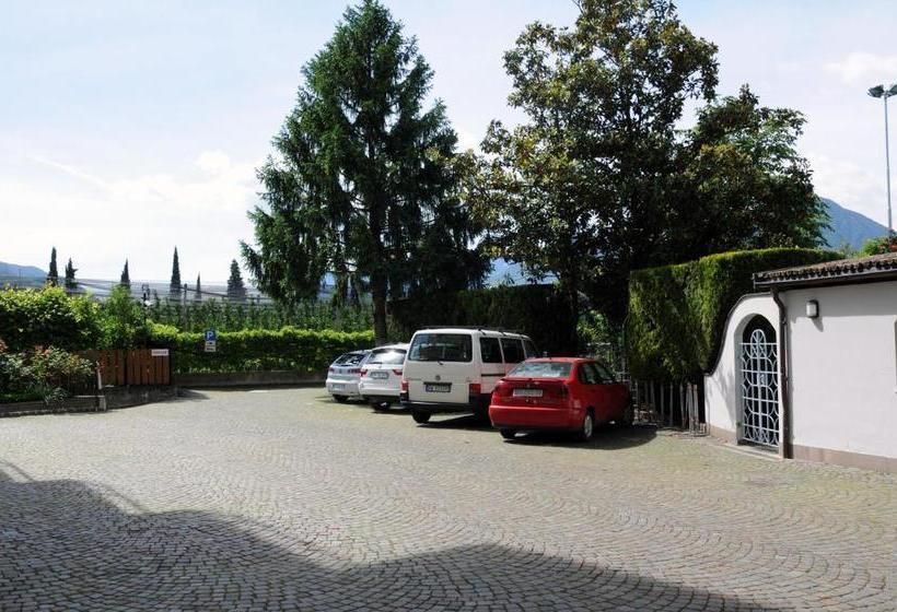 هتل Albergo Alla Torre Siegler Im Thurm