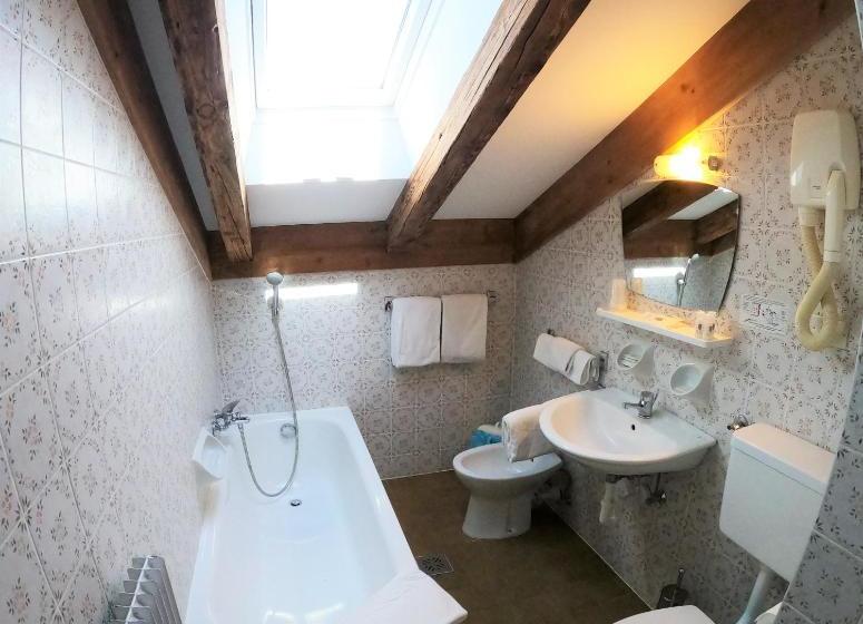 هتل Albergo Alla Torre Siegler Im Thurm