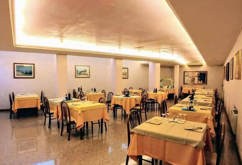 Hotelli Albergo Carancini