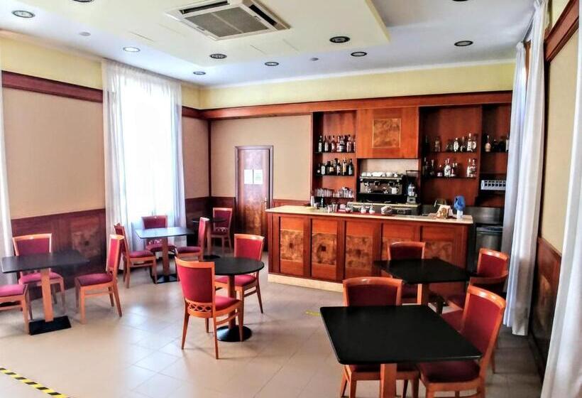 Отель Albergo Carancini