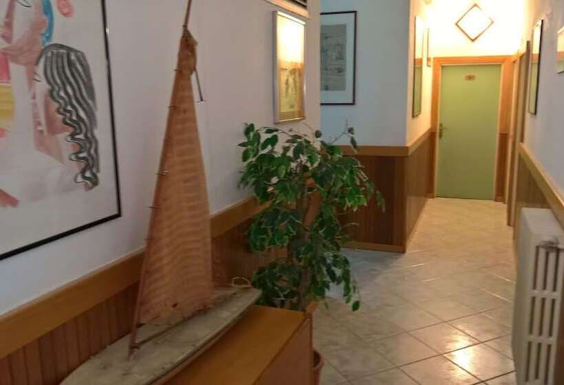 فندق Albergo Golfo