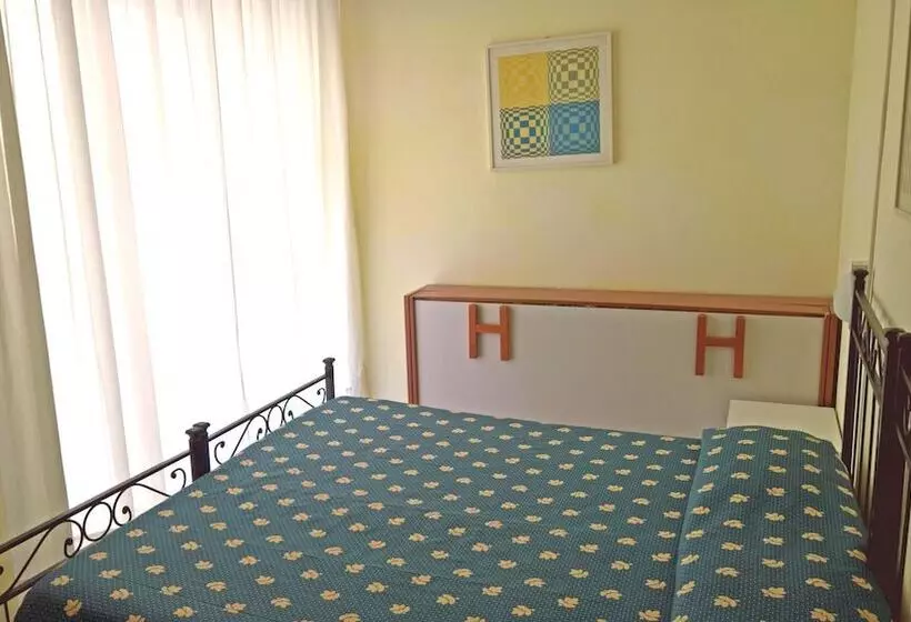 ホテル Albergo Golfo