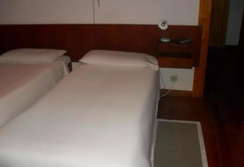 ホテル Albergo La Genzianella