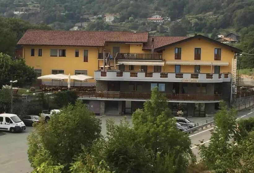 هتل Castello