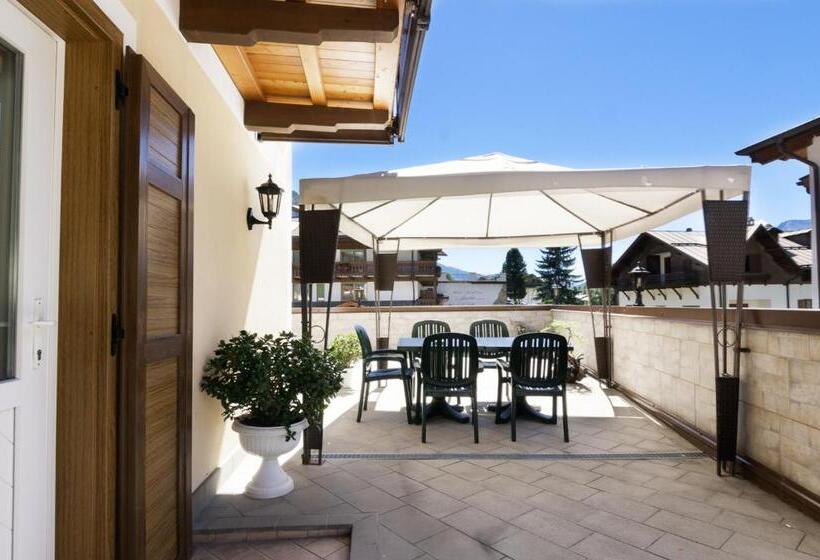 בית מלון כפרי El Geiger