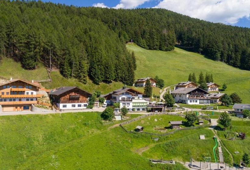 בית מלון כפרי Familienalm Taser