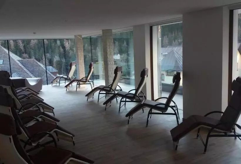 Hotelli Garnì Gardena   Appartments
