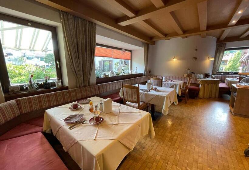 בית מלון כפרי Garnì Savoy