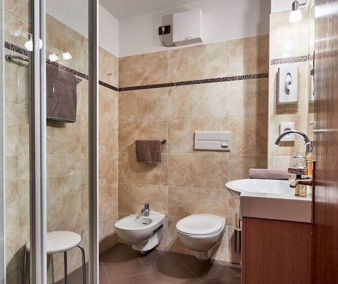 בית מלון כפרי Garnì Savoy